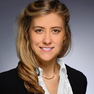StephanieBromfi's avatar