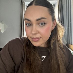 LaurenHowells's avatar