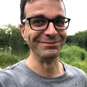 sergefiuza-7676's avatar